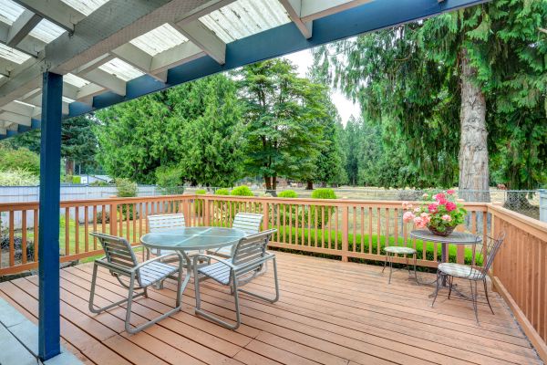 Cost of Deck Carpentry Service in Olathe
