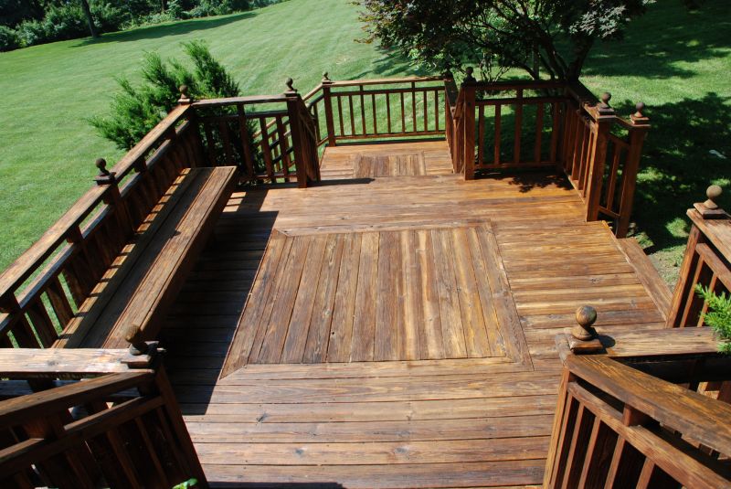 Deck with decorative features